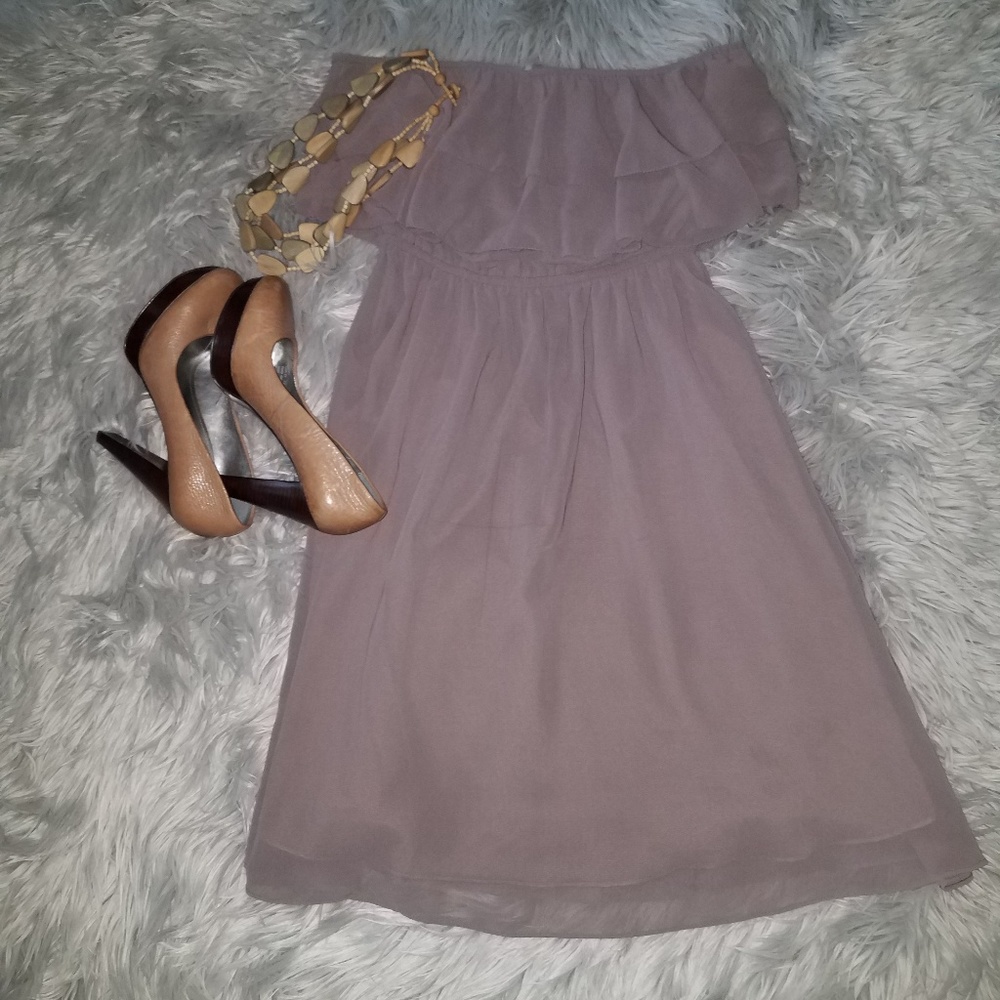 NWOT Strapless dress with flounced top
